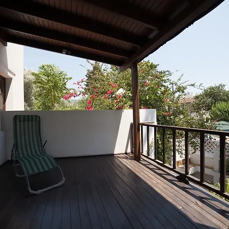 别墅 Lindsay Courtyard House Central 博德鲁姆