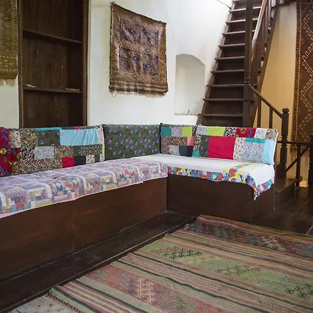 Lindsay Courtyard House Central Vila *